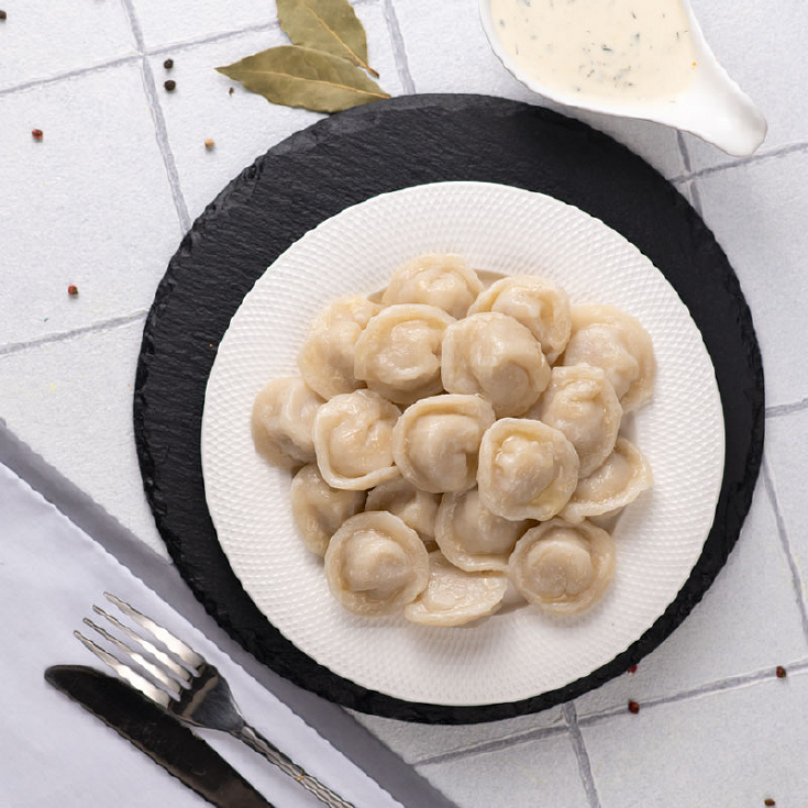 Пельмені "По-домашньому з моцарелою"